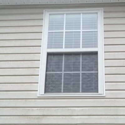 Filthy Vinyl Siding before Power Washing in Chattanooga TN by QualityPRO Power Washing