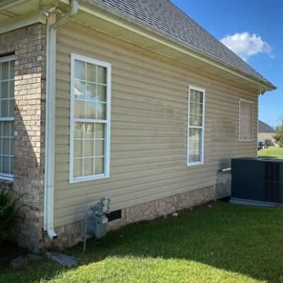 Filthy Vinyl Siding before Power Washing in Chattanooga TN by QualityPRO Power Washing