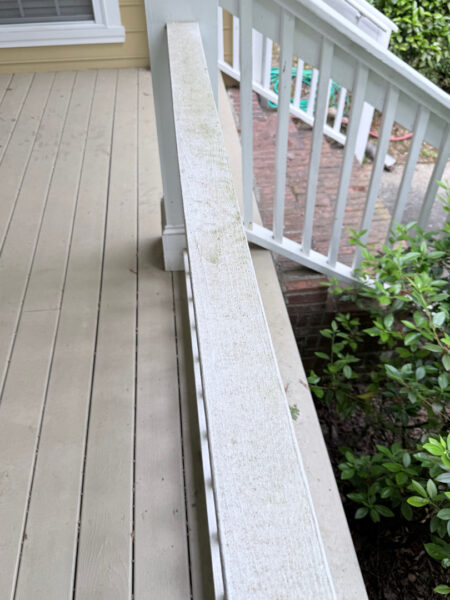 The team performed a targeted soft-wash of the front porches, vertical surfaces, and brick steps of a one-story residence in Chattanooga, complemented by a professional surface cleaning of the driveway, sidewalk, and walkways to enhance curb appeal.