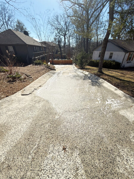 This project in Signal Mountain involved the assessment, repair, prep work, and washing of a home's exterior as part of a comprehensive exterior and selective interior transformation.