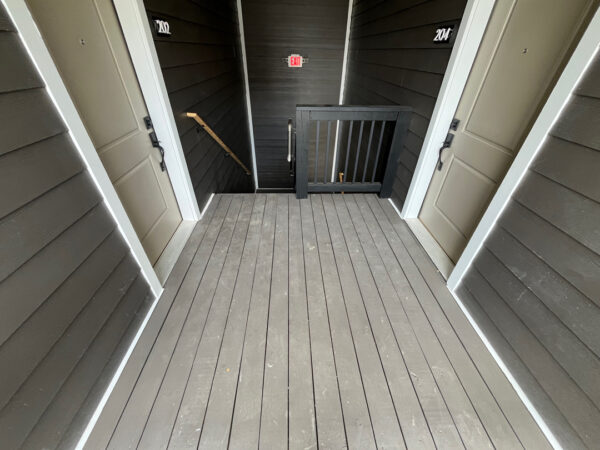 For Collier Construction’s Breezeway Building 4 in Chattanooga, we delivered a comprehensive, code-compliant, and fully coordinated electrical and low-voltage installation spanning in-unit circuitry, common-area and emergency lighting, service distribution, and life-safety systems.