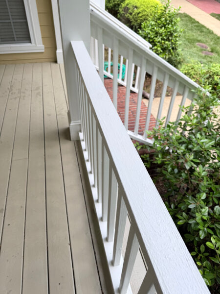 The team performed a targeted soft-wash of the front porches, vertical surfaces, and brick steps of a one-story residence in Chattanooga, complemented by a professional surface cleaning of the driveway, sidewalk, and walkways to enhance curb appeal.