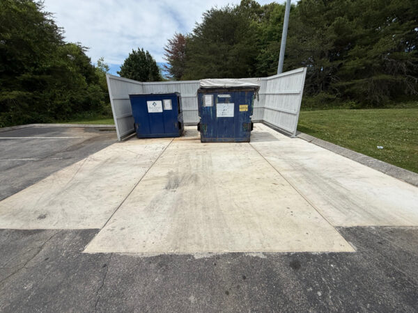 This project involved a comprehensive exterior soft wash and pressure cleaning of an apartment community in Cleveland, restoring the buildings, breezeways, concrete walkways, mail center, dumpster pads, and clubhouse to a clean and refreshed condition.