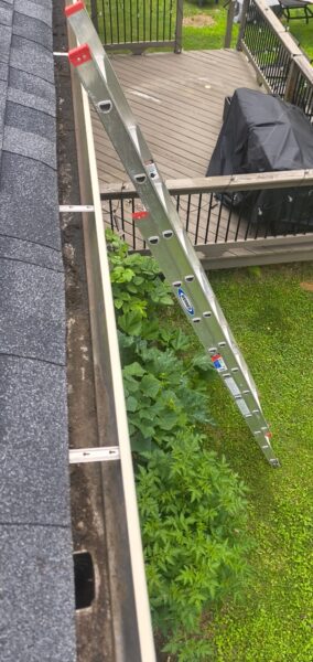 This project involved a comprehensive exterior refresh of a two-story Chattanooga home, including a soft-wash house cleaning with a mold warranty, a driveway concrete wash, gutter debris removal, and exterior window cleaning to restore both curb appeal and functionality.