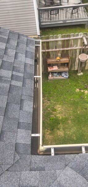 This project involved a comprehensive exterior refresh of a two-story Chattanooga home, including a soft-wash house cleaning with a mold warranty, a driveway concrete wash, gutter debris removal, and exterior window cleaning to restore both curb appeal and functionality.